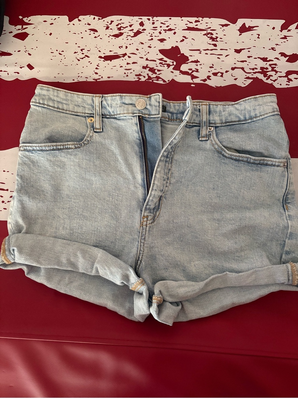 Wild Fable Denim Shorts Size 8/29r, Light Wash Cuffed